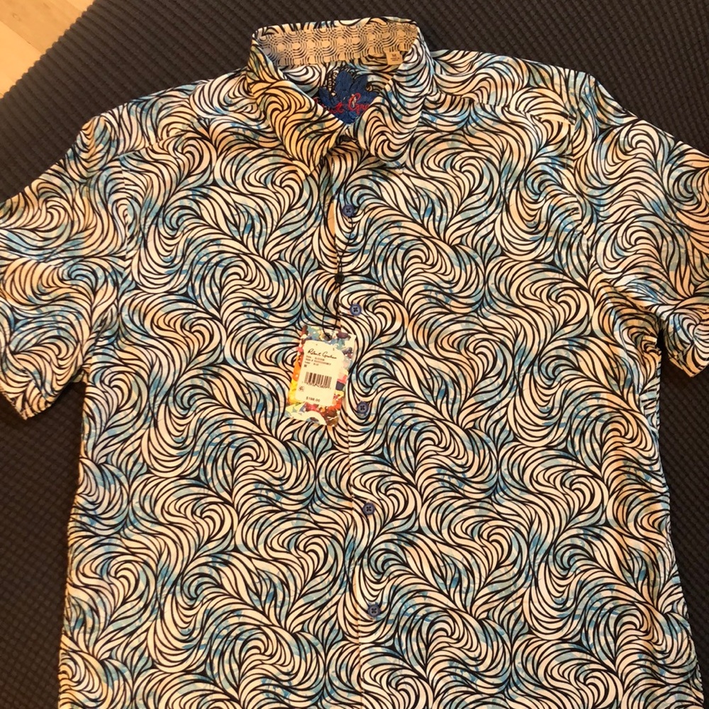 Robert Graham’s Men’s blue swirl short S/S
